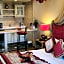 Q Hotel