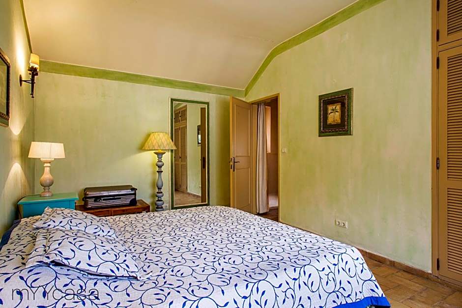 Quinta Azul - Gorgeous Apartment with Pool & Private Terrace