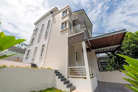 New Corner Shamrock Beach Villas Seaview