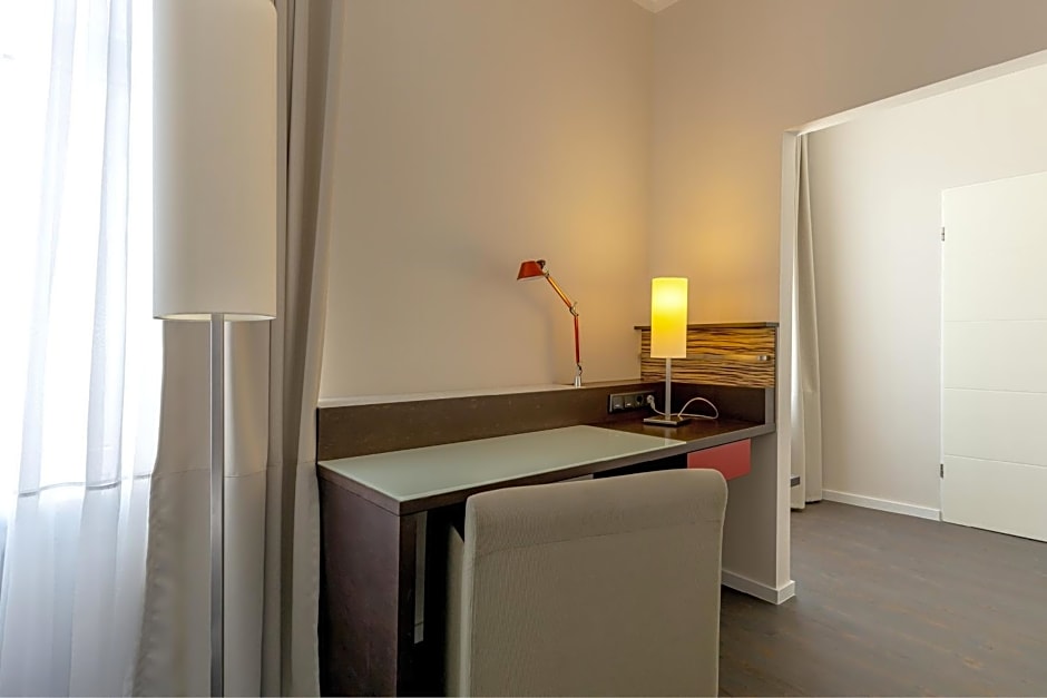 Hotel garni " Am Domplatz"