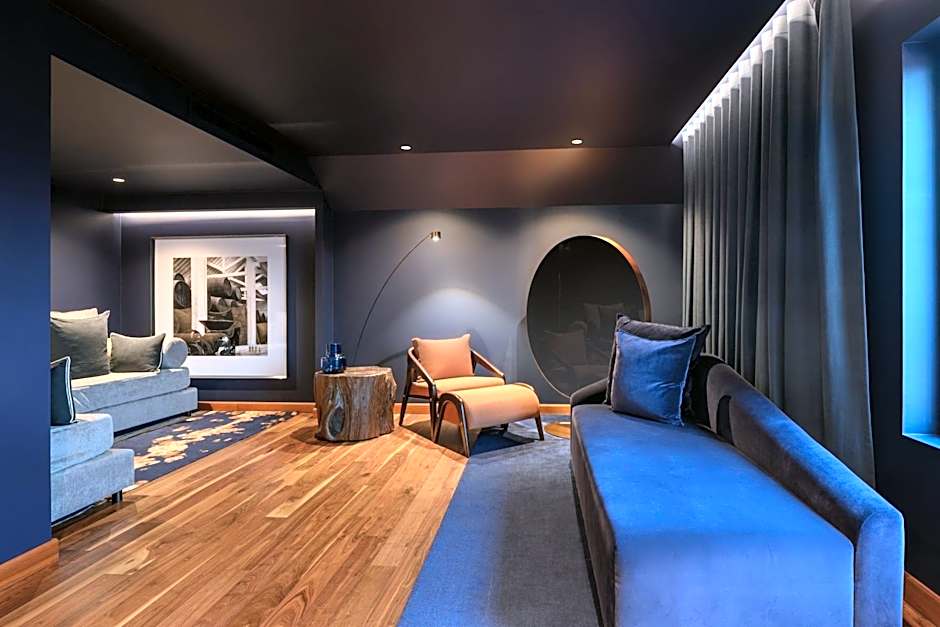 Forte de Gaia, Autograph Collection