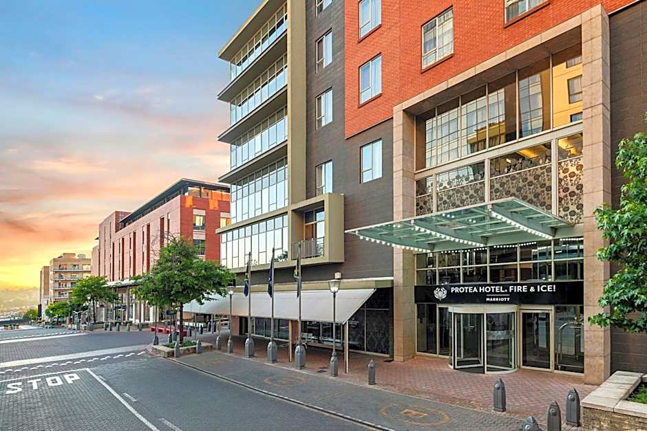 Protea Hotel by Marriott Fire & Ice Johannesburg Melrose Arch