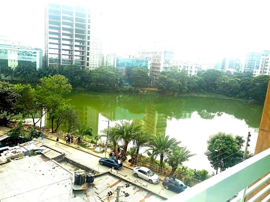 Hotel Lake View Plaza