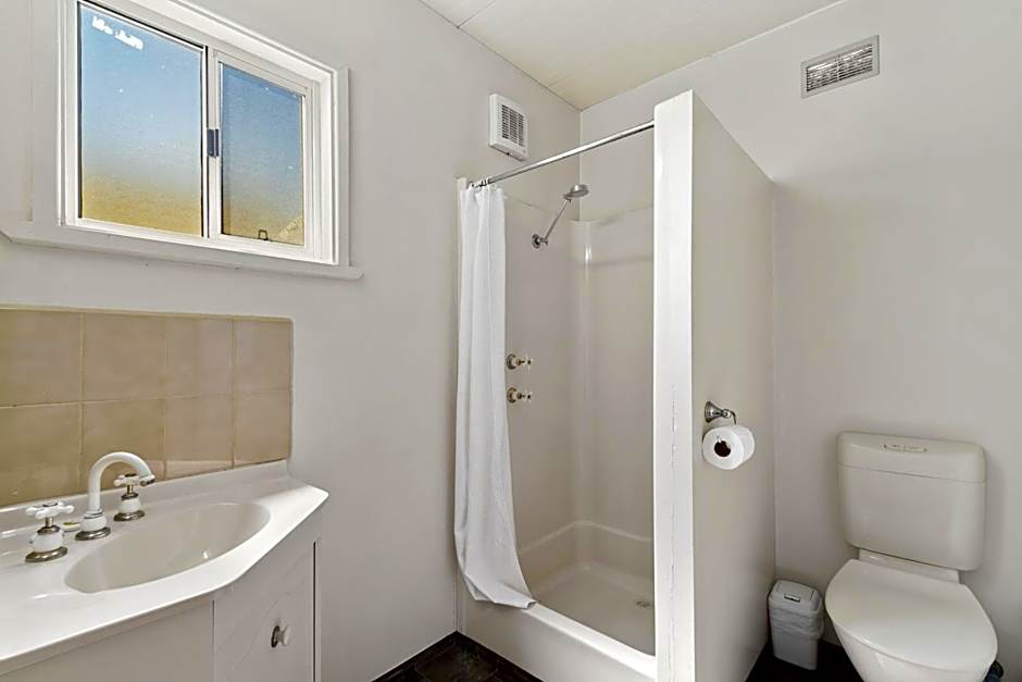 Traralgon Holiday Village