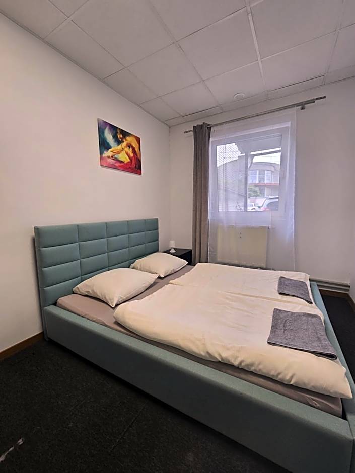 Hostel Krośnieńska 12