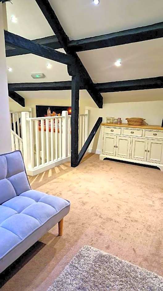 The Garden Bar Rooms