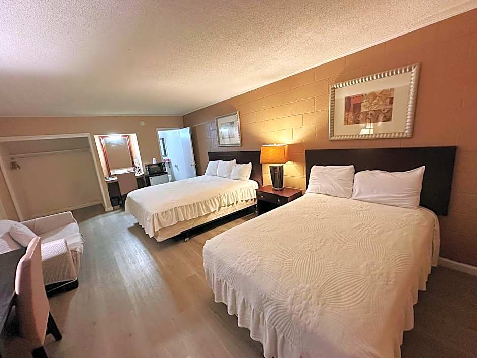 Royal Inn and Suites