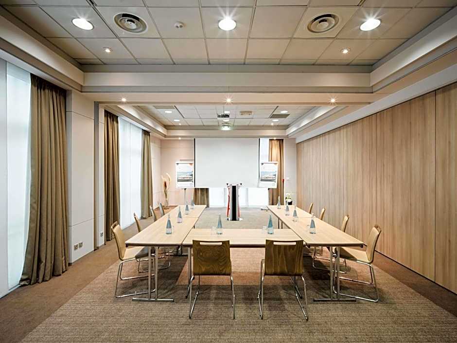 Mercure Lille Aéroport