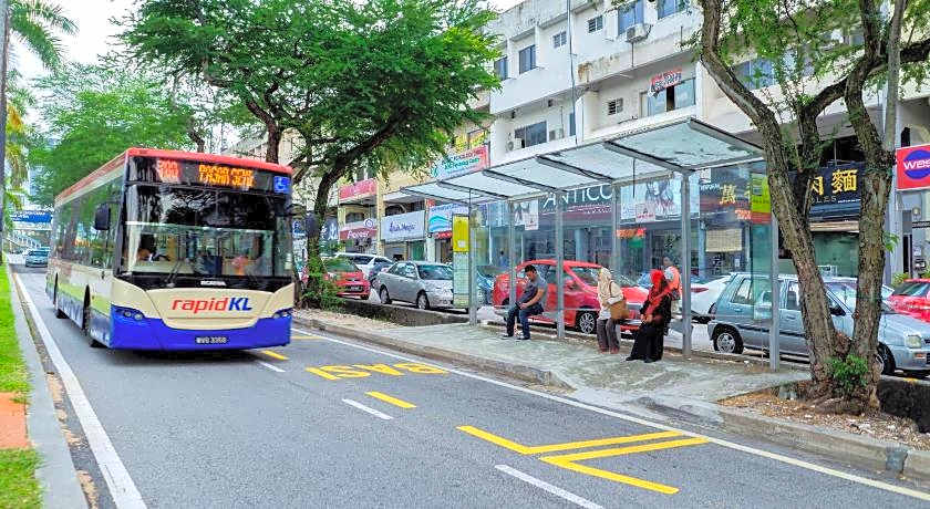 Lighthouse Hotel & Shortstay