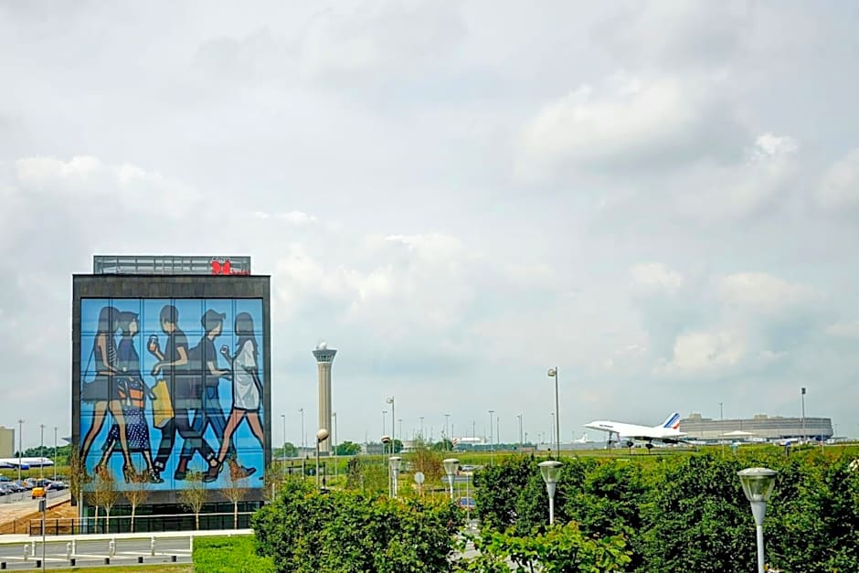 citizenM Paris Charles de Gaulle Airport