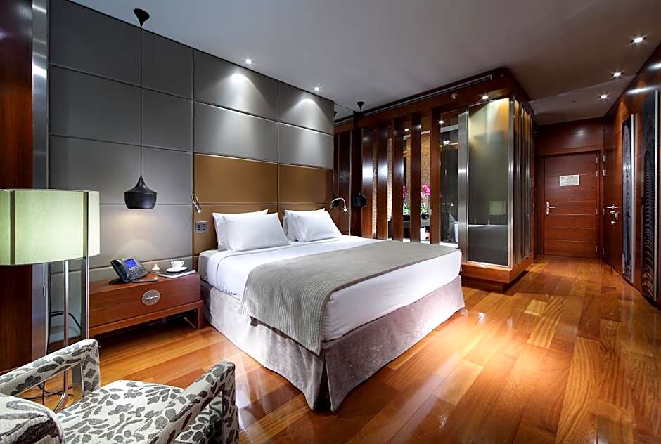 Eurostars Madrid Tower