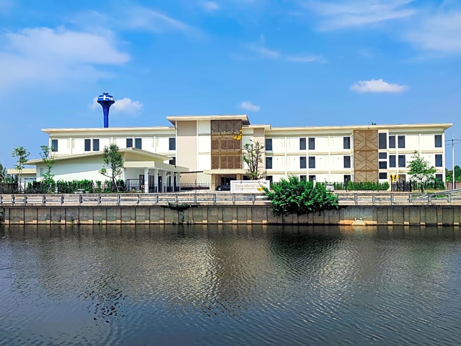 Lueangchan Orchid Hotel