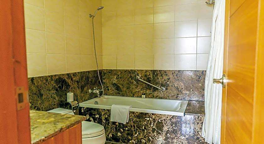 Dalian Asia Pacific Service Apartment