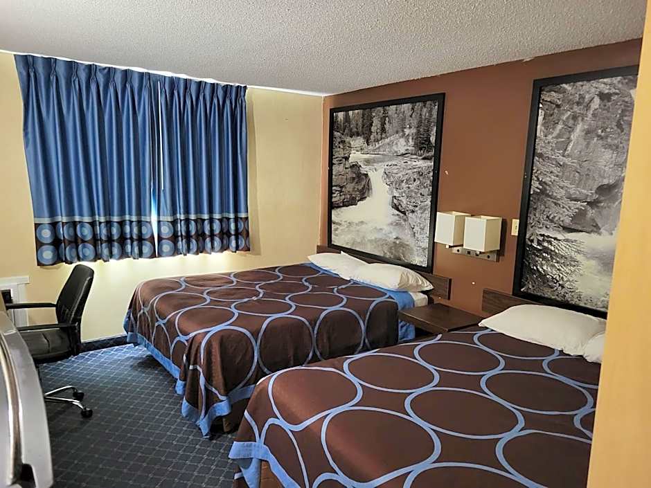 Super 8 by Wyndham Red Deer