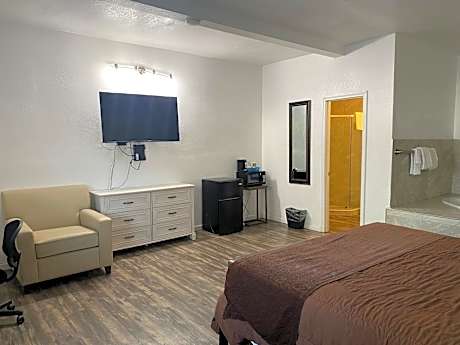 King Room with Spa Bath