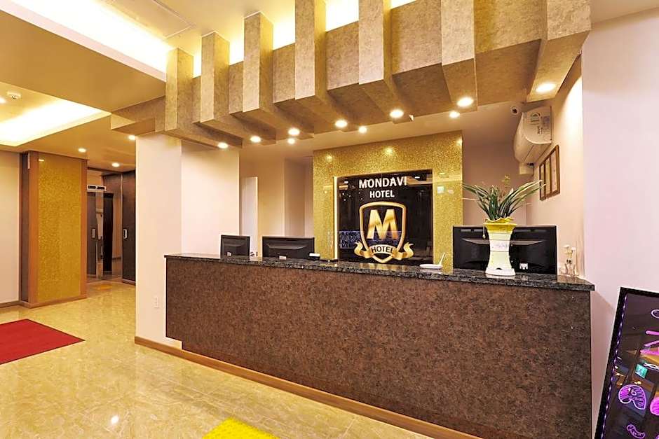 Hotel Mondavi