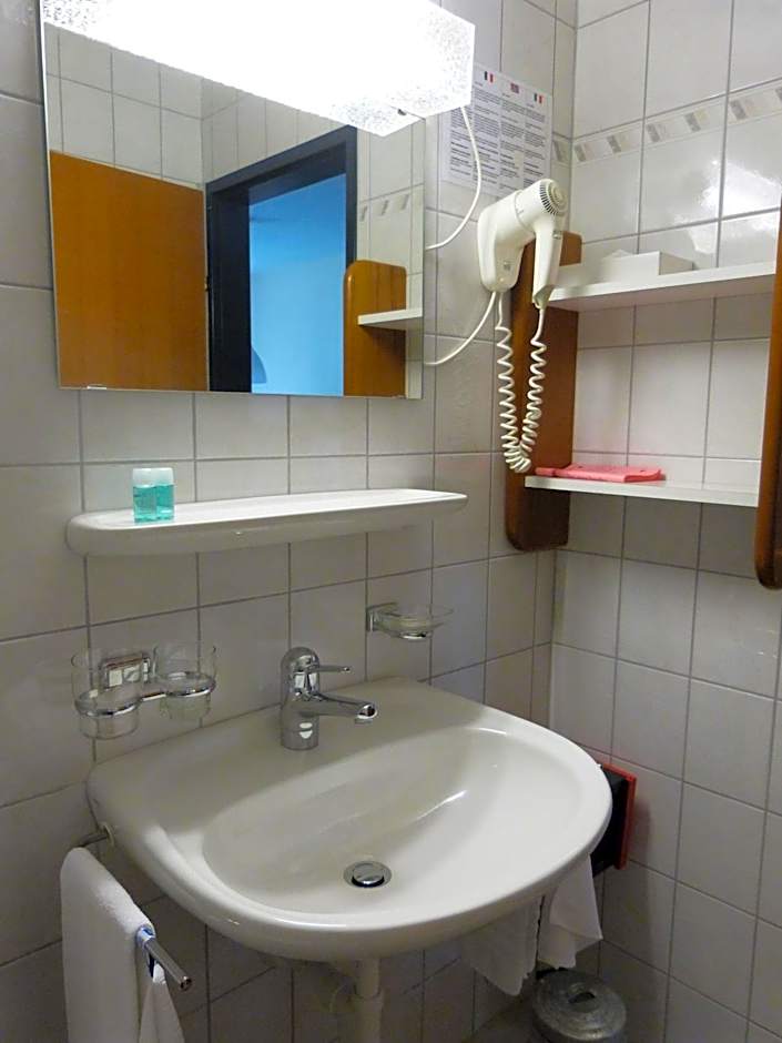 Hotel Sportcenter Fünf Dörfer AG