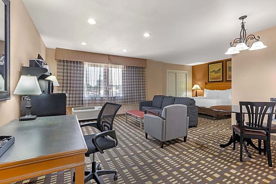 Quality Inn & Suites Plano