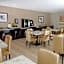 Paradise Inn and Suites Redwater