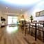 Los Angeles Premium Suites with Free Parking