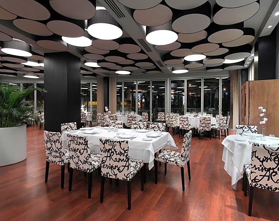 Abades Nevada Palace