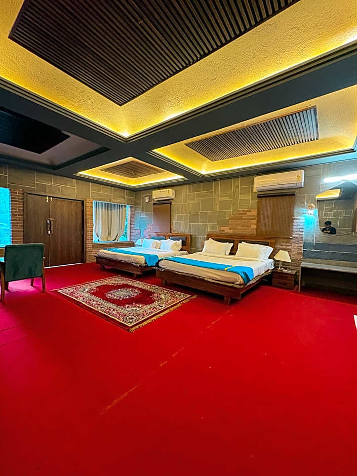 Photo 1 of 1 of Family Suite
