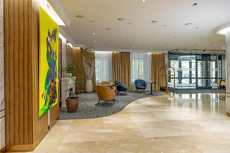 Kempinski Hotel Khan Palace