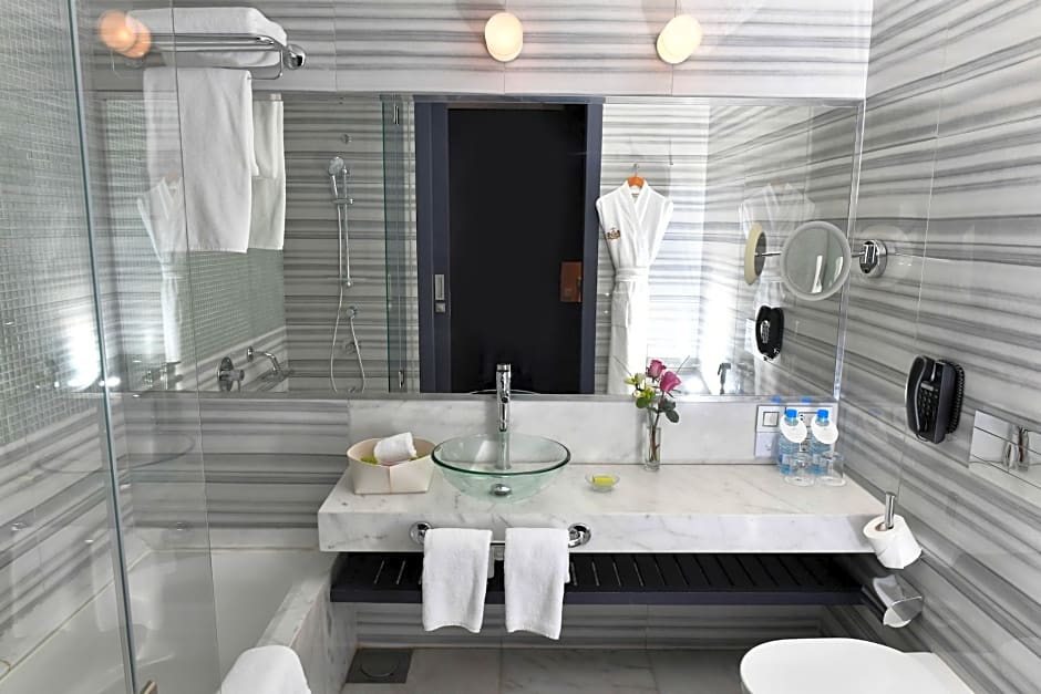 Le Bristol Hotel