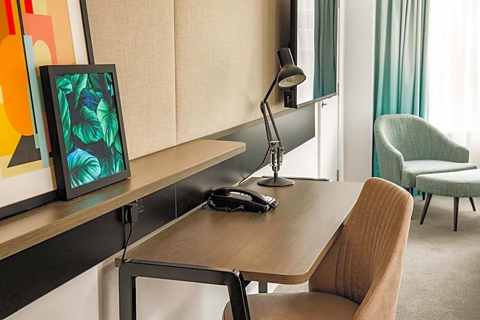 Holiday Inn Milton Keynes Central By IHG