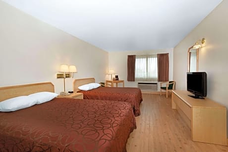 2 Queen Beds Deluxe Room Non-Smoking