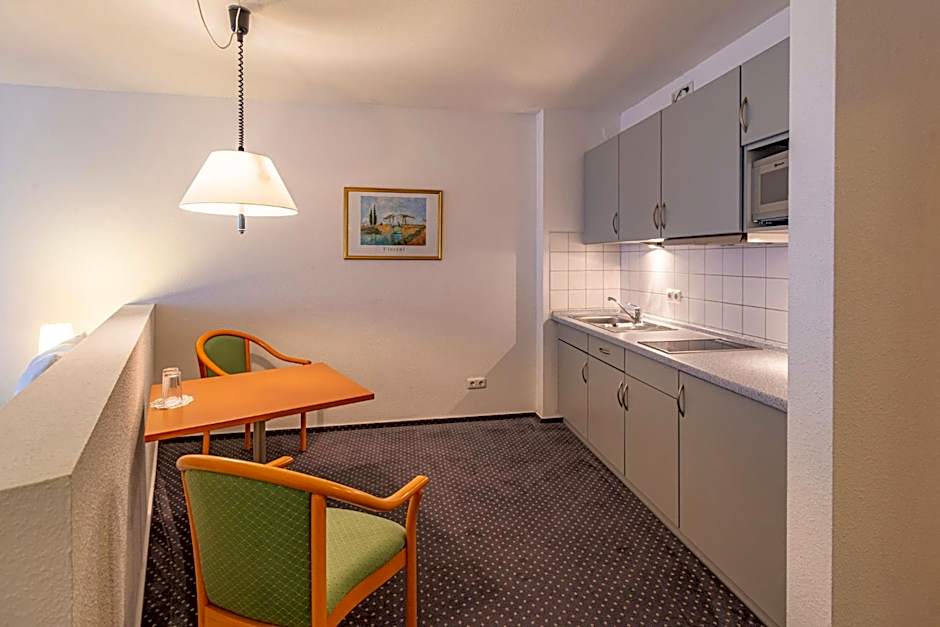 Hotel Rostock West im "Kritzmow Park"