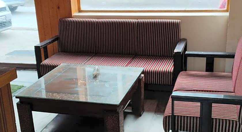 Hotel Snow Country Villa – Manali, PA