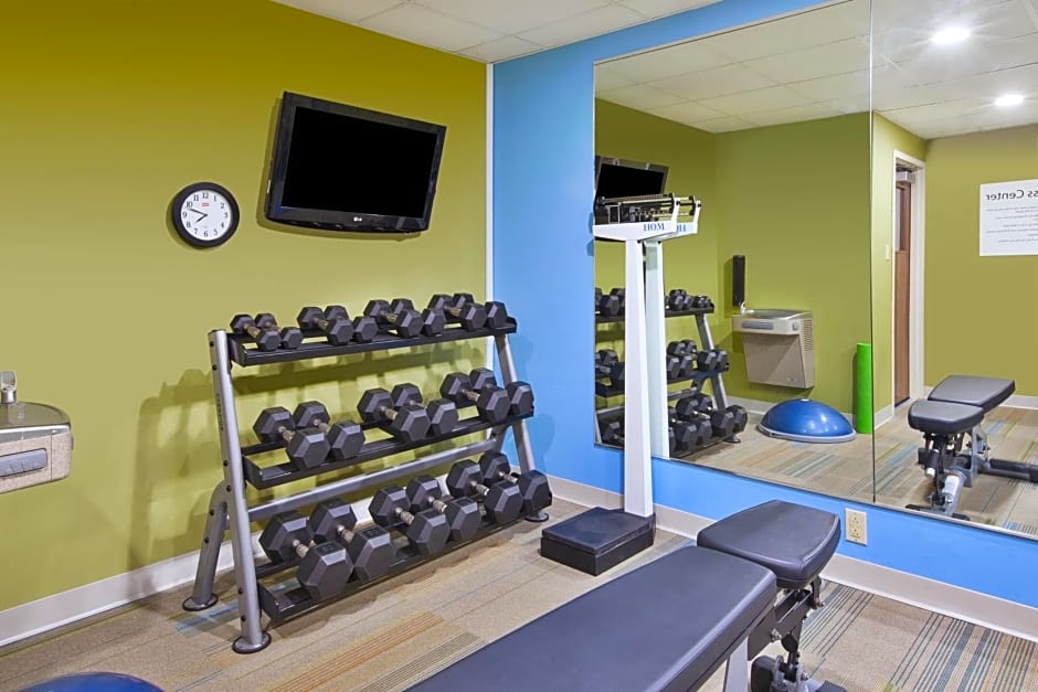Holiday Inn Express Tiffin, an IHG Hotel