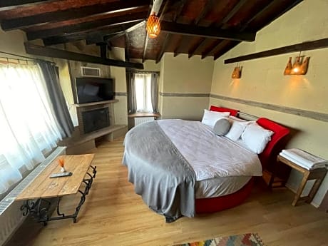 Deluxe Double Room with Fireplace