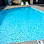 Howard Johnson by Wyndham Clarksville Tennessee