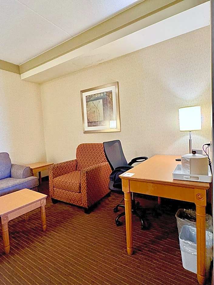 Waterloo Suites Hotel, Trademark Collection by Wyndham