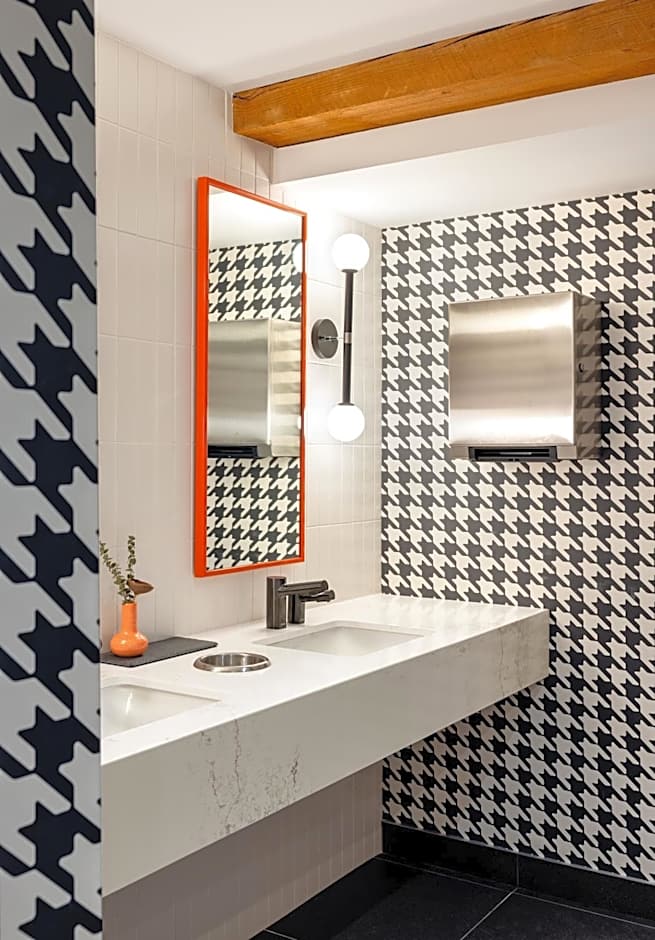 Buffalo Mountain Lodge