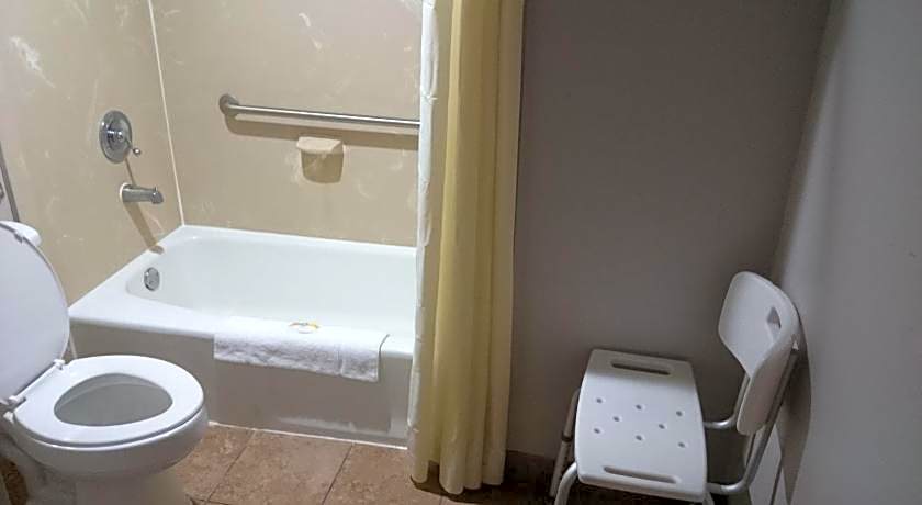 Quality Inn & Suites Stuttgart North