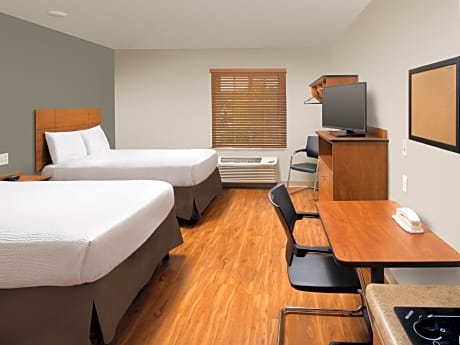 Standard Studio 2 Full Beds Non-Smoking