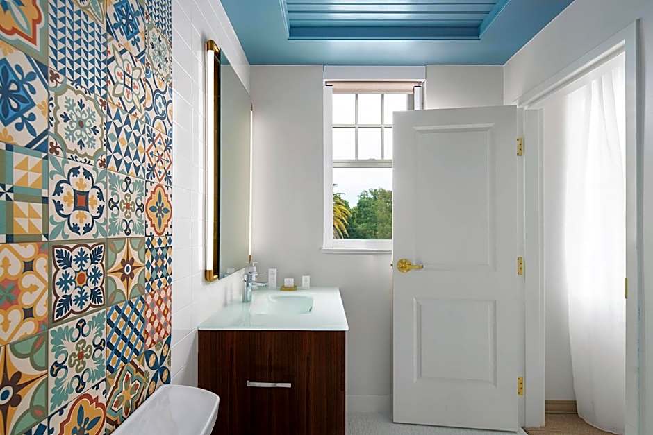 Fenway Hotel, Autograph Collection by Marriott