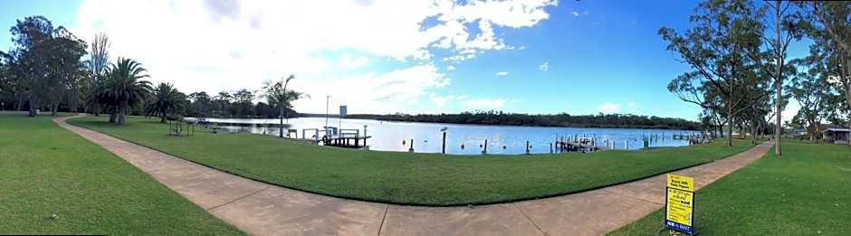 Riviera Caravan Park