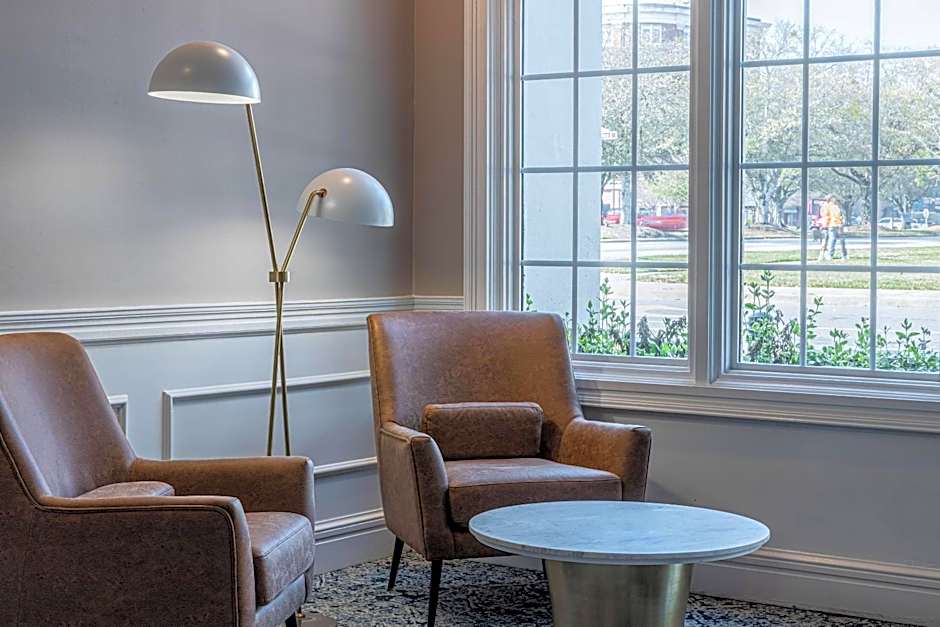 Inn on the Square, an Ascend Collection Hotel