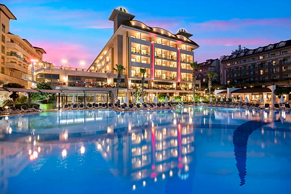 Aydinbey King's Palace & Spa - Ultra All Inclusive