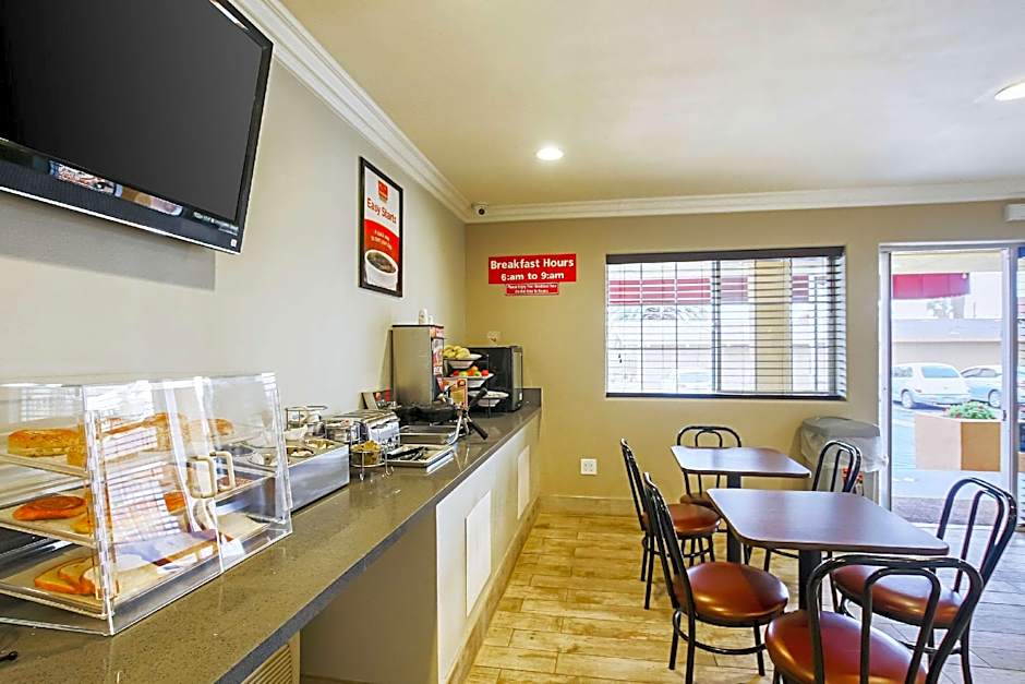 Econo Lodge San Bernardino I-215