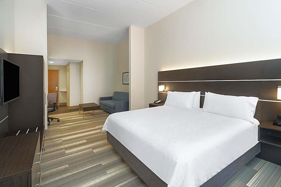 Holiday Inn Express Hotel & Suites Bluffton at Hilton Head Area By IHG