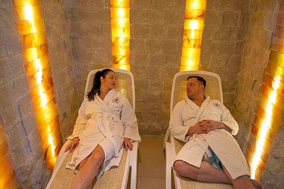 Két Korona Konferencia és Wellness Hotel