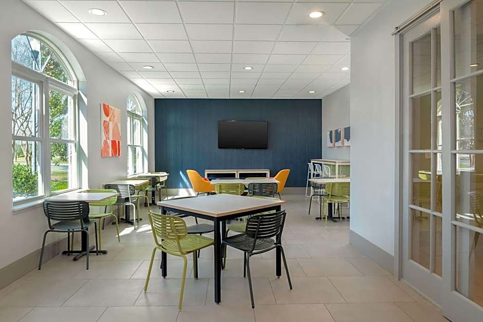 Spark by Hilton Summerville