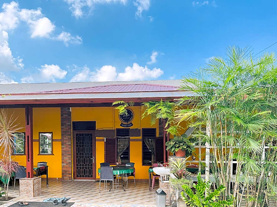 Lega Guest House Syariah near UISU Medan RedPartner