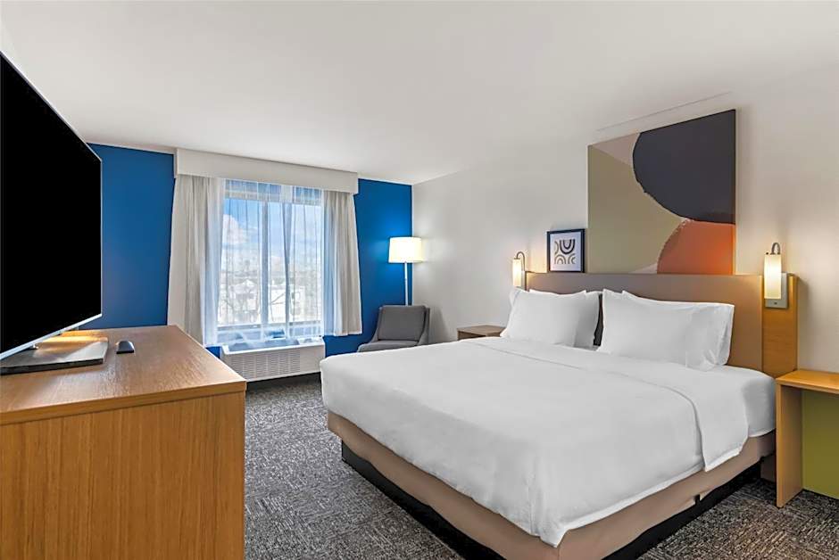 Spark by Hilton Merrillville