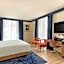 Pullman Budapest